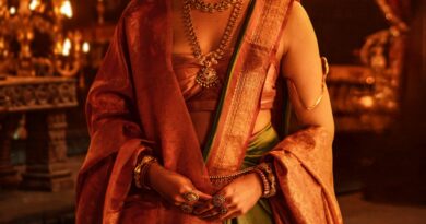 ವರಮಹಾಲಕ್ಷ್ಮಿ ಹಬ್ಬದಂದು “ಕಾಂತಾರ ಚಾಪ್ಟರ್ 1” ಚಿತ್ರದ ‘ಕನಕವತಿ’ಯ ಮೊದಲ ನೋಟ ಅನಾವರಣ.