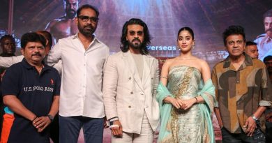 ‘ಪೆದ್ದಿ’ ಪ್ರಮೋಷನ್ ನಲ್ಲಿ ಸ್ಟಾರ್ಗಳು…ರಾಮ್ ಚರಣ್ ಗೆ ರಾಷ್ಟ್ರಪ್ರಶಸ್ತಿ ಕೊಡ್ಬೇಕು ಎಂದ ಶಿವಣ್ಣ